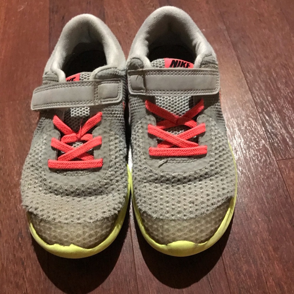 Nike tennis shoes.